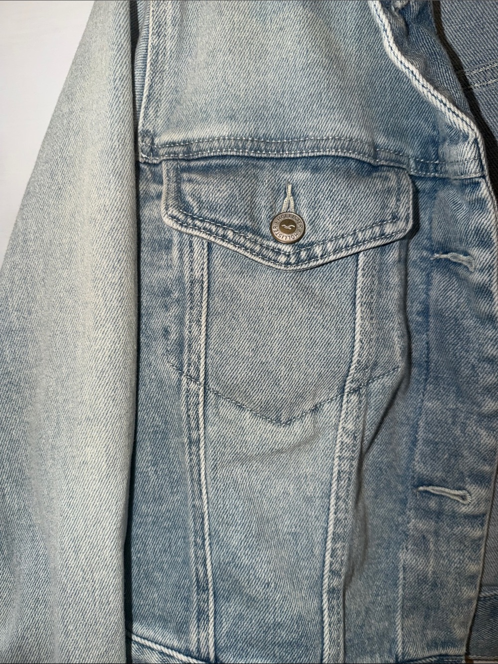 Hollister Light Blue Denim Jacket - Women's M - Picture 2 of 4